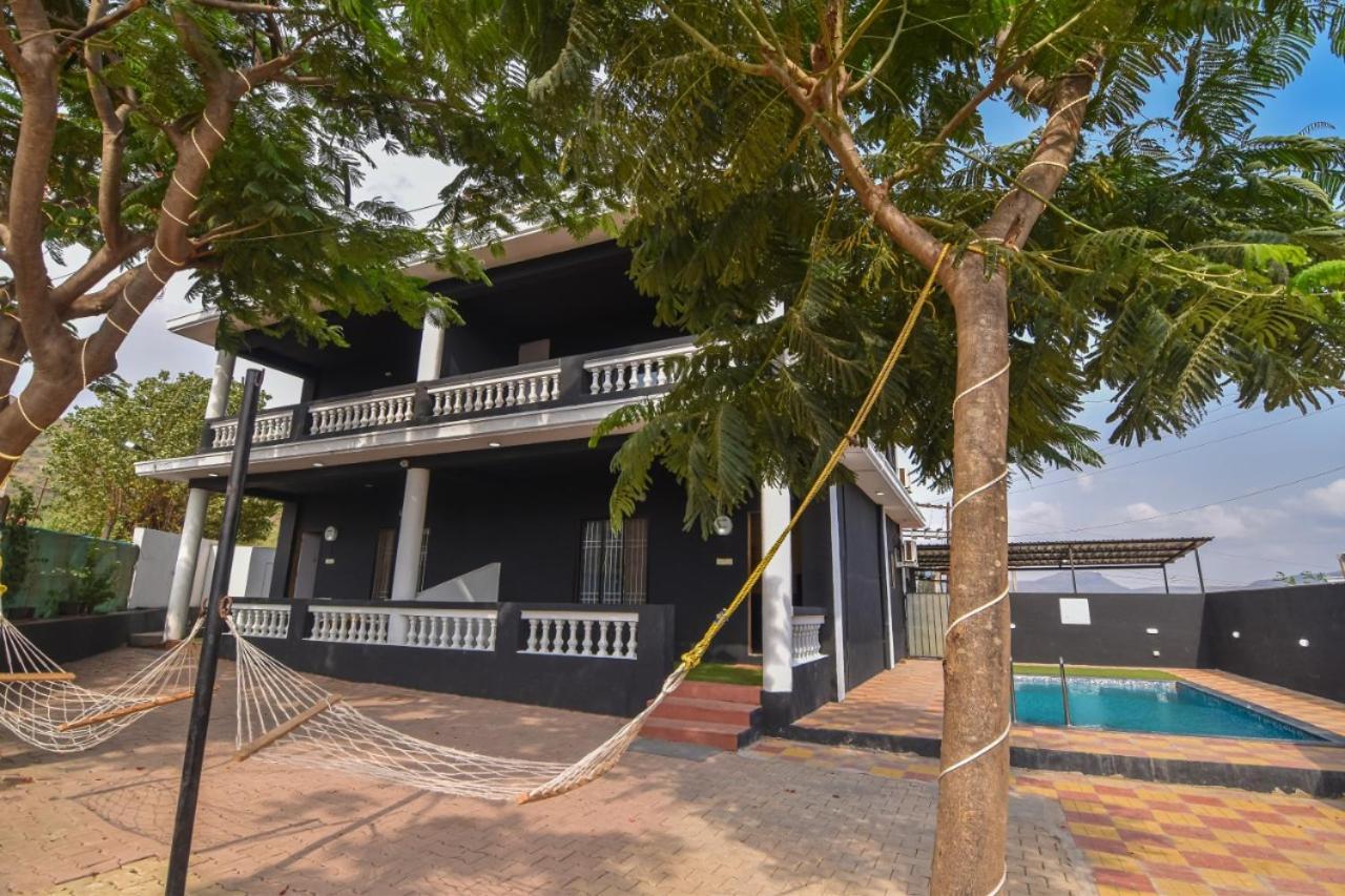 Black Stone Villa Kārli Extérieur photo